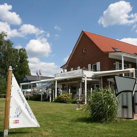 Ferienzentrum Yachthafen Рехлин Экстерьер фото